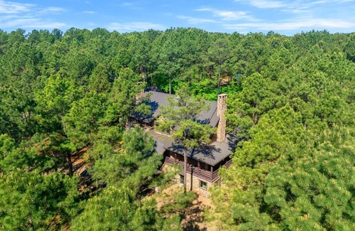 Hochatown Cabin | King`s Cross|Unique Luxury|Sleeps 23