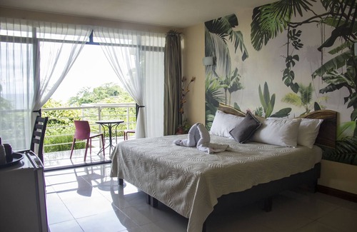 Montezuma Cabin | King Suite
