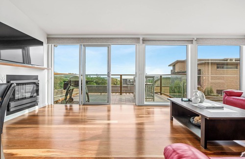 Port Fairy House | King Tide Townhouse - a luxury stay for families with ocean views