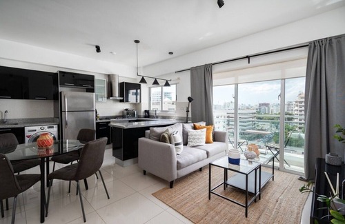 Downtown Santo Domingo Condo | KingBed-BestLocation-WiFi-Gym-CityView-YellowKey*