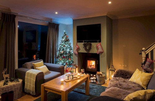 Winnard's Perch House | KingFisher Hot Tub & log Burner house,Indoor Pool