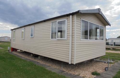 Ingoldmells Apartment | Kingfisher : Soleil:- 6 Berth, Central Heated, Close to site entrance