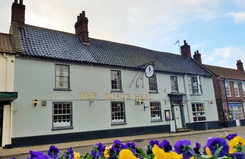 Holt Bed & Breakfast | Kings Head Holt