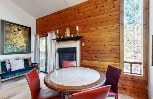 Kings Beach Hotel | Kings Run Relaxation