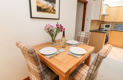 Reeth Cottage | KINGS STUDIO, pet friendly in Reeth