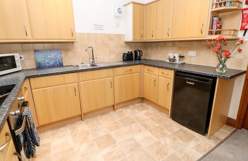 Reeth Cottage | KINGS STUDIO, pet friendly in Reeth