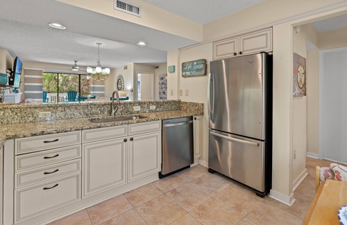 Arcadian Shores Villa | Kingston WHP 19A 1st floor Villa w/pool/beach