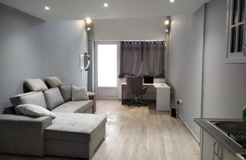 Corfu Town Apartment | KingsWay Mezzanine