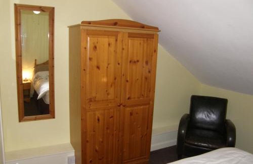 Paignton Bed & Breakfast | Kingswinford Guest House