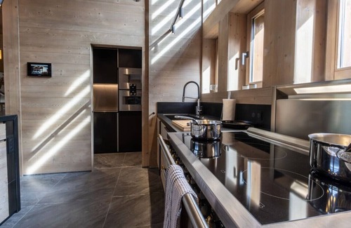 Meribel Apartment | Kirana - Chalet luxe and spa - 14 people