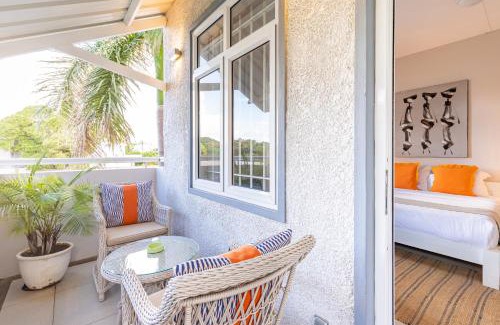 Pointe aux Canonniers Apartment | Kisana Residence - Spacious studio with balcony, shared pool and garden