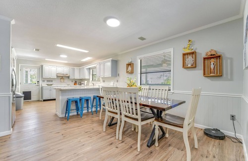 St. George Island House | Kissed by the Bay, Managed by ISLAND GURL OASIS