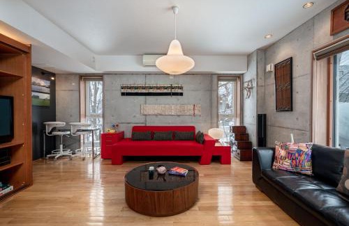 Hirafu House | Kitanishi 3 by H2 Life