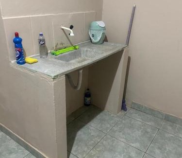 Parauapebas Apartment | KitNet com cozinha e ar