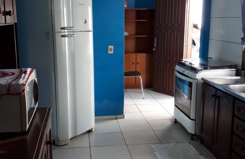 Penha House | Kitnet prox beaches Penha