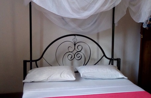 Moshi Bed & Breakfast | Kitolie Home is a bed and breakfast just five min from Down Town Moshi Tanzania.