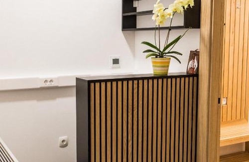 Ogulin Apartment | Klečka vila (apartment) with Hot tub & Sauna