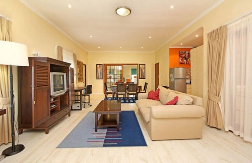 Stellenbosch Cabin | Kleinbosch Lodge