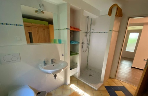 Harleshausen Apartment | KleineHerberge29 Language: English and German