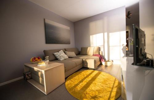Lemkenhafen Apartment | Kleiner Sundblick – Ferienwohnung in Lemkenhafen
