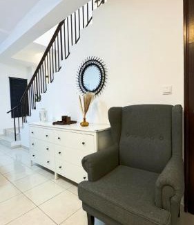 Sepang House | KLIA Sepang Charming 4-Bedroom Blissful Double-Storey Home