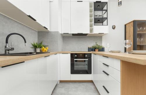 Wilanow Apartment | Klimatyczny Apartament na Wilanowie Parking & Balkon by Noclegi Renters