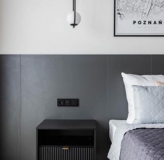 Jezyce Apartment | Klimatyzowany Apartament Very Berry z Parkingiem w Poznaniu by Noclegi Renters