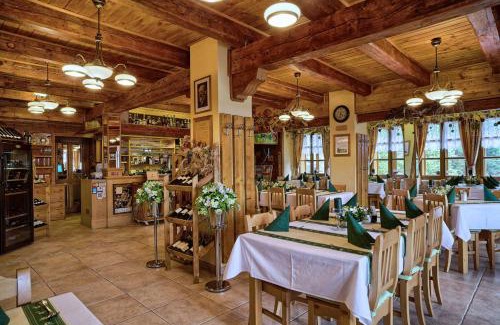 Modrava Hotel | Klostermannova chata