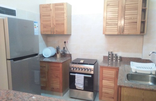Mtwapa Apartment | KMA BLOCK B3 SUITE 7, Artistic and Cozy Home, far from Home