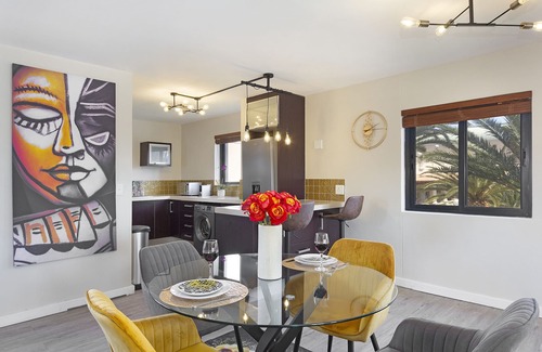 Century City Apartment | Knightsbridge Terrace