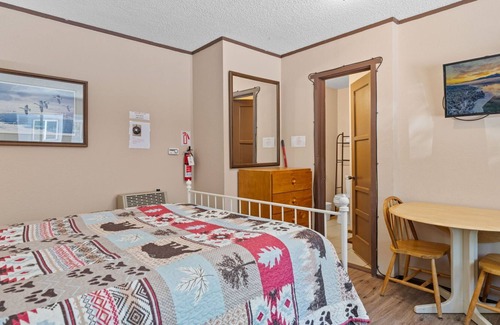 The Village Cottage | Kodiak and Black Bear combined Pet Friendly