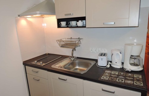 Kolczewo House | Kolczewo Cottage with BBQ & Garden