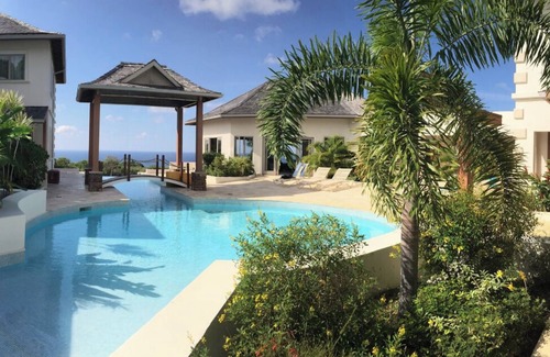 Tryall Villa | Kolibri Villa Luxury Fully Staffed 5 Bedroom Villa with Ocean Views