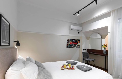 Neapoli Apartment | Kolonaki Stunning Apartment by gianttrip.