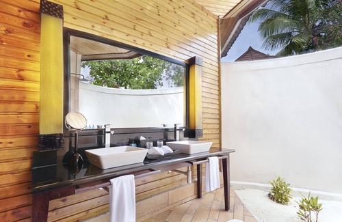 Komandoo Hotel | Komandoo Maldives Island Resort