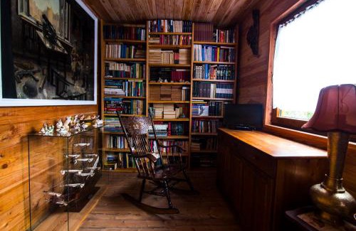 Rzepedz Cabin | Komandorówka