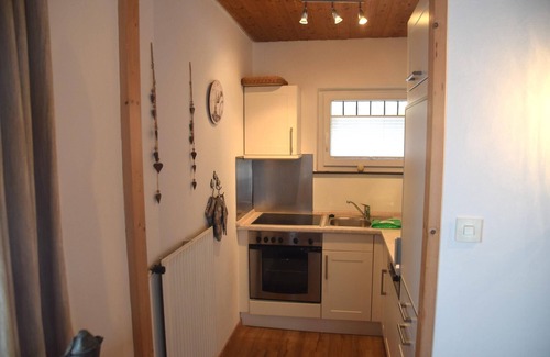Schwarzenbach House | Komfort mit Gartencharme