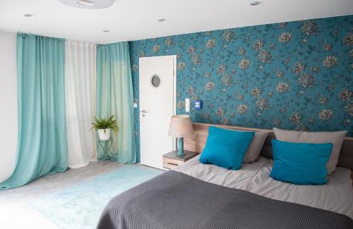 Wolfsburg Apartment | Komfort Zone