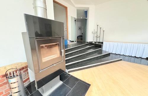 Erfurt Apartment | Komfortable XL Ferienwohnung für Familien und Gruppen bis 10 Pers - Erfurt City Hauptbahnhof - gratis Parkplatz - WLAN