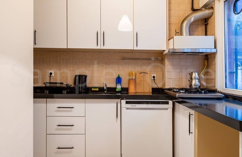 Kadikoy Apartment | Konforlu ve Modern 2+1 Daire Next to Metro