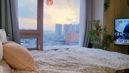 Hwayang-dong Apartment | Konkuk University Station 10 seconds with romantic oceanview