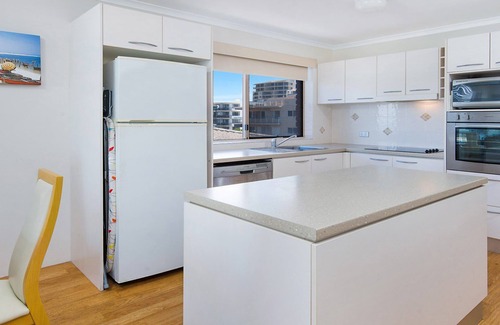 Caloundra Apartment | Kookaburra Court Unit 5 Bulcock Beach QLD