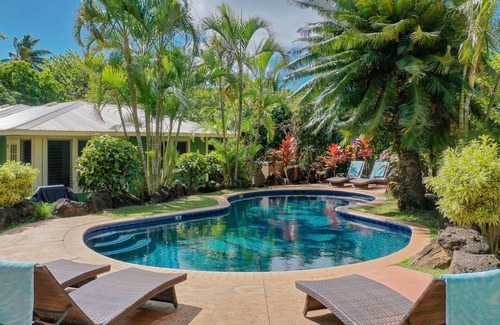 Poipu House | koolkondo Surf Bungalow with Pool by the beach