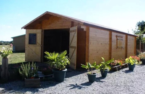Chazemais Cabin | Kota NOAH 1 Room 2 People