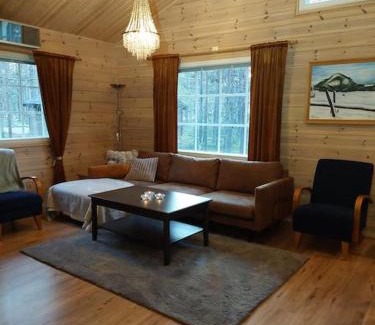 Yllasjarvi Villa | Kotoisa hirsihuvila Ylläksellä