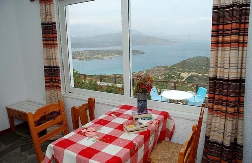 Istron Apartment | Kounenos Apartments