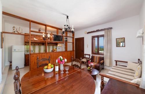 Istron House | Kounenos House