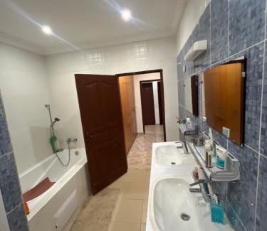 Komo-Mondah Apartment | Koyi Immobilier