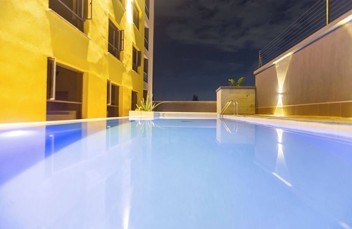 Nairobi Apartment | Kozi Suites Deluxe Studio apartment 15 mins from JKIA