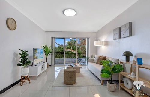 Campsie Apartment | KozyGuru | Campsie | 2 Bed Spacious Apt